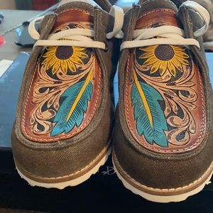 America Darling shoes